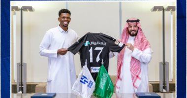 رياضة – الهلال السعودى يتعاقد مع حارس الأهلى محمد الربيعى حتى 2027