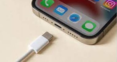 تكنولوجيا  – قبل طرح أيفون 15 بأيام.. أبل تتخوف من غضب مستخدميها بسبب منفذ USB-C