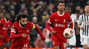 رياضة – محمد صلاح يسجل هدف ليفربول الثالث ضد لاسك من ركلة جزاء بالدقيقة 51