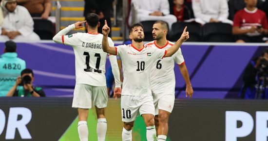 رياضة – منتخب فلسطين يتقدم وقطر يخطف التعادل فى شوط نارى بكأس آسيا.. فيديو