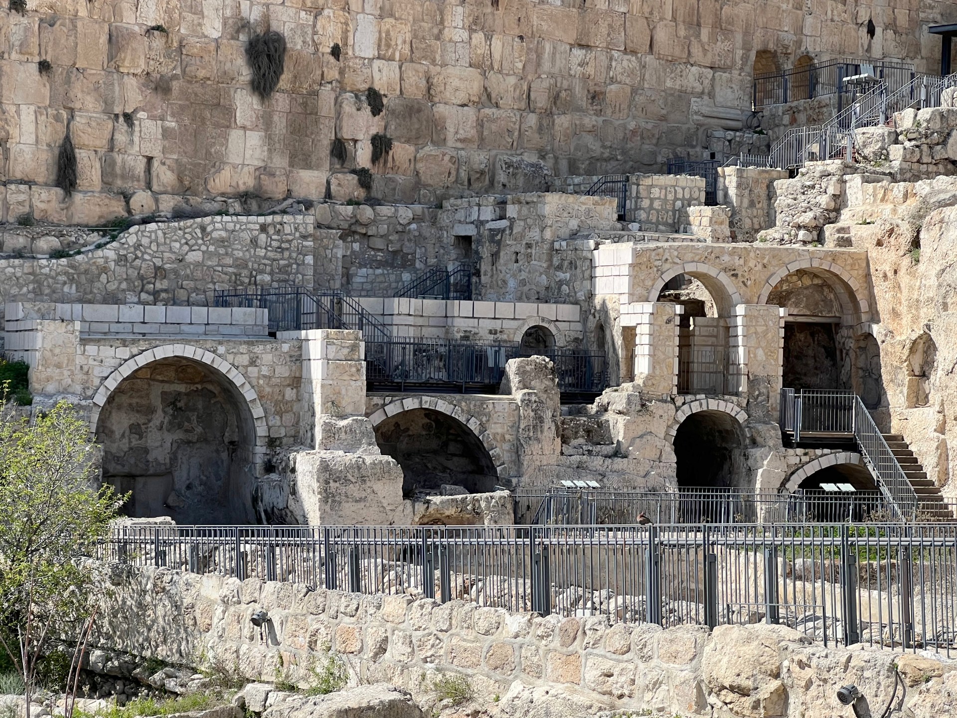 من معالم القدس.. القصور الأموية فريسة التهويد والتزوير | بالصور – البوكس نيوز