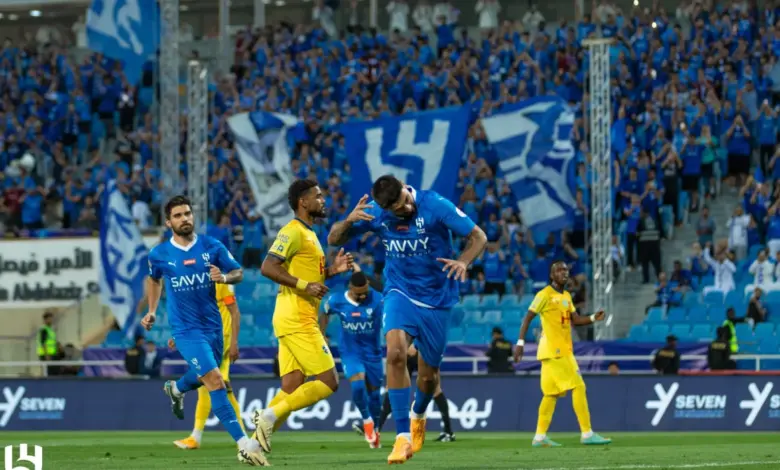 الهلال يحسم لقب دوري روشن بفوز عريض على الحزم