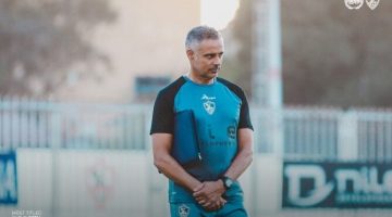 تفاصيل جلسة جوميز مع لاعبي الزمالك استعدادًا لمباراة فاركو