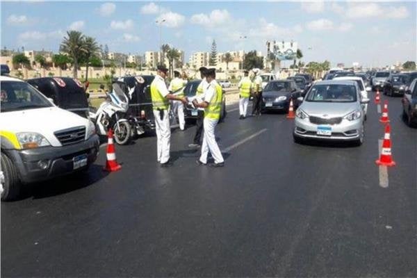 اعرف طريقك.. سيولة مرورية على أغلب الشوارع والطرق الرئيسية بالقاهرة والجيزة