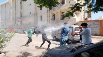 بالفوم والشماريخ.. طلاب الثانوية العامة بالقليوبية يحتفلون بانتهاء ماراثون الامتحانات