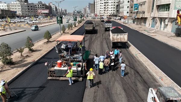 الاطلاع على سير أعمال مشروع خط جولتي السفينة الكثيري في العاصمة عدن