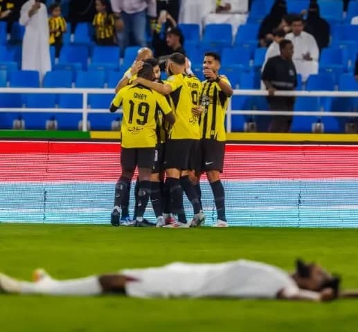 اتحاد جدة يحقق فوزا قاتلا على الخلود في الدوري السعودي