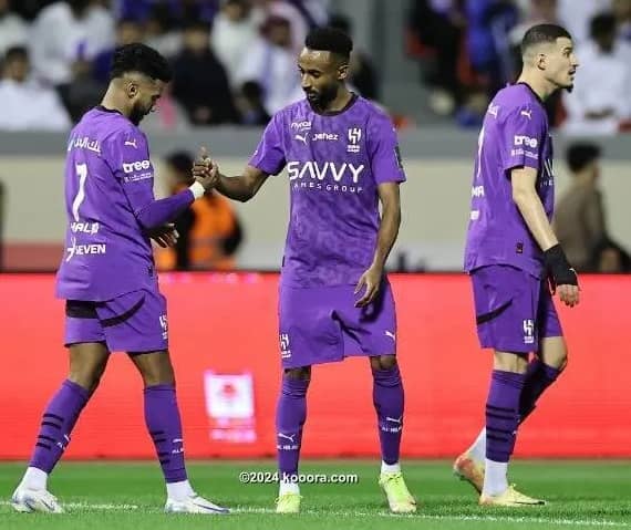 الهلال يكتسح الطائي بكأس ملك السعودية